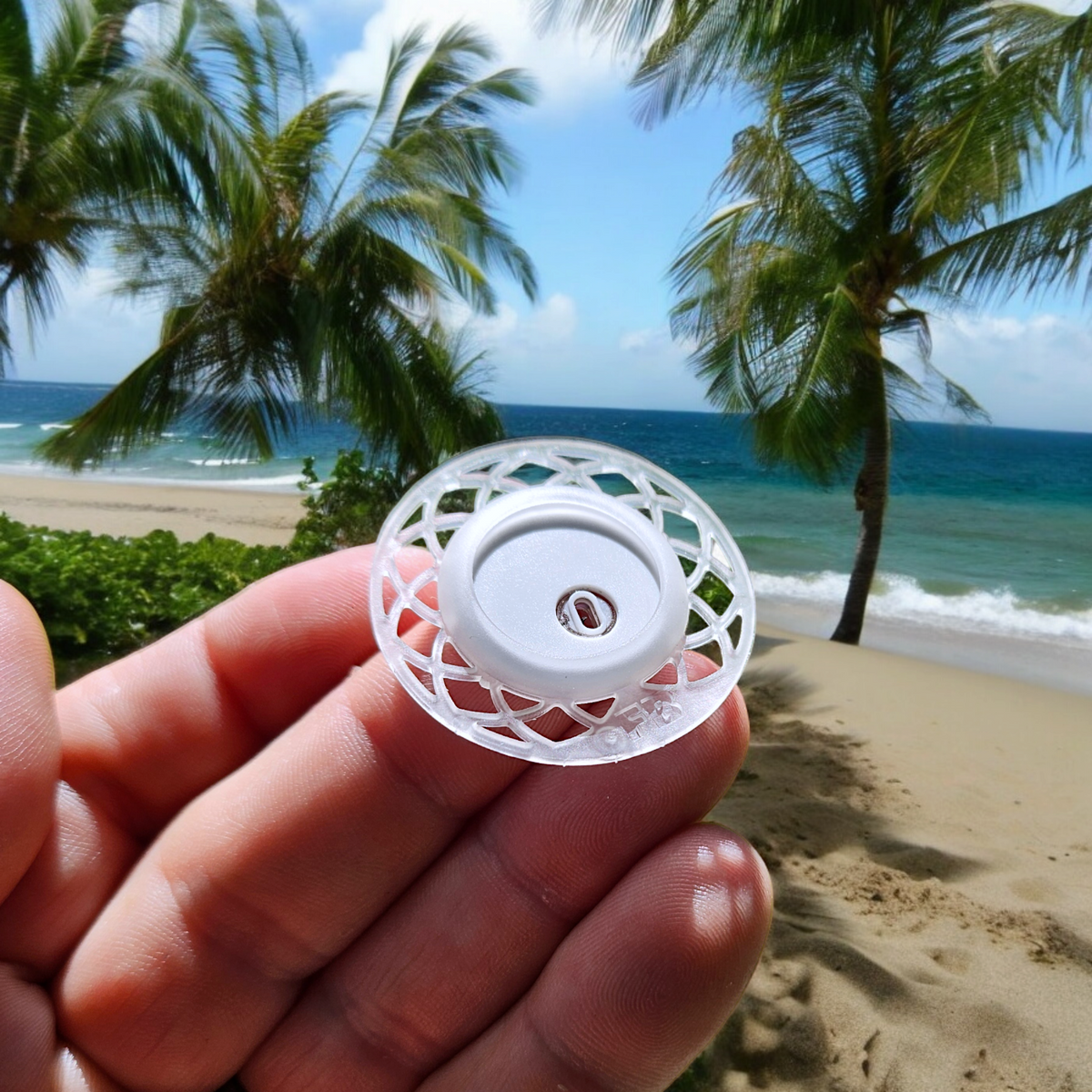 Freestyle Libre 3 and Libre 3 Plus protective sensor cover with flexible silicone shield